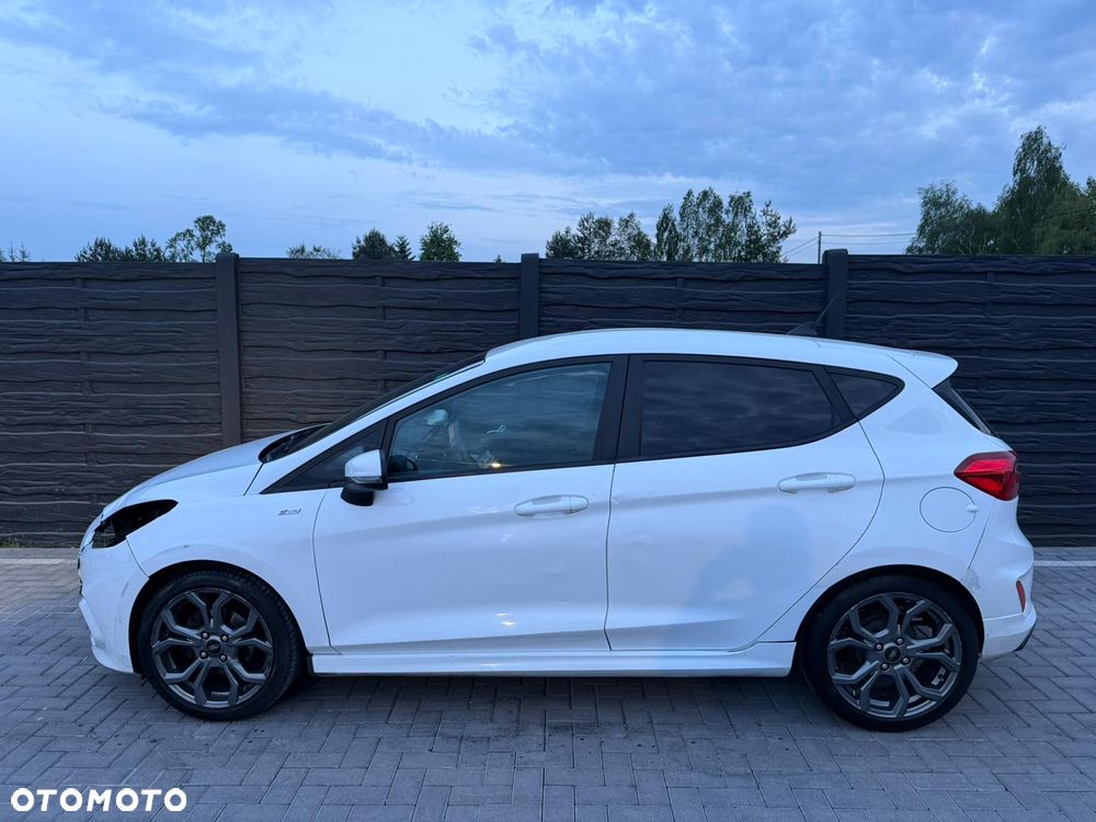 Ford Fiesta - 18
