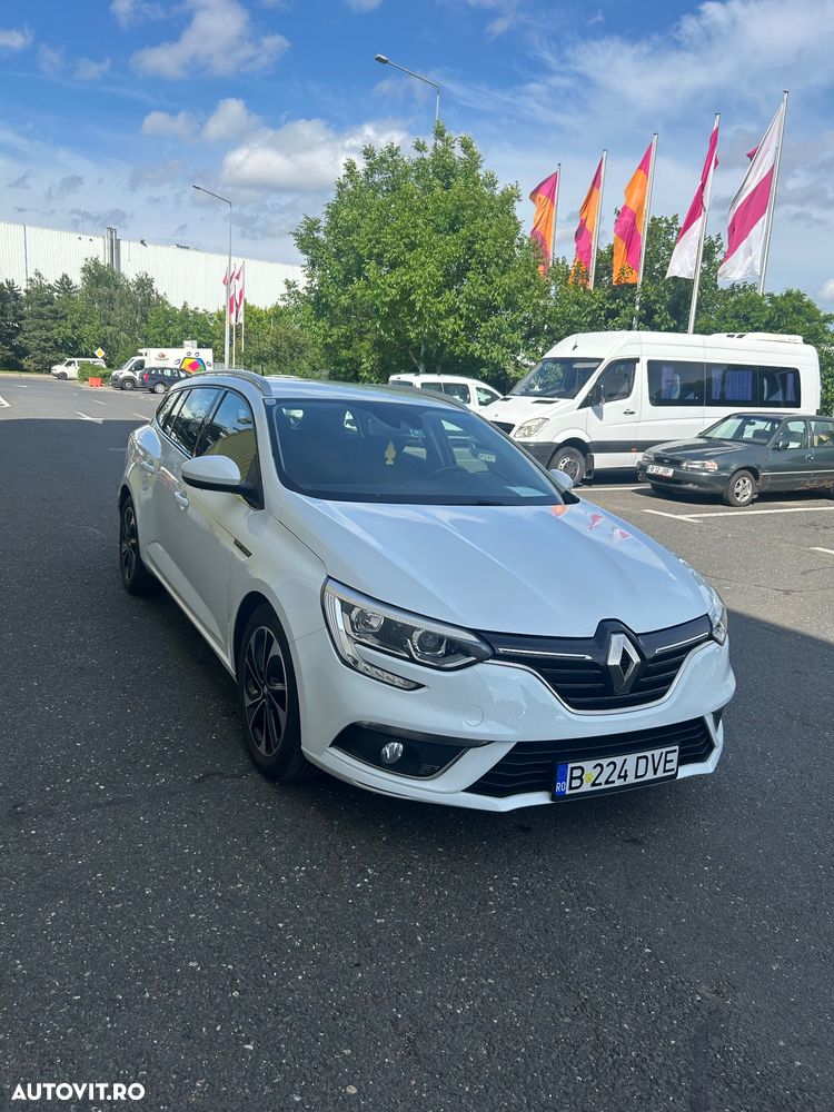 Renault Megane 1.5 dCi Dynamique - 1