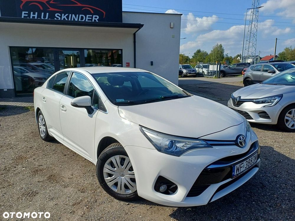 Toyota Avensis 1.8 Selection - 1