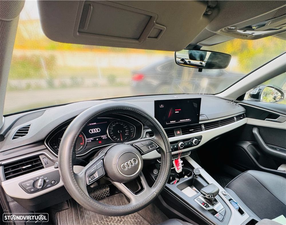 Audi A4 35 TDI S tronic - 2