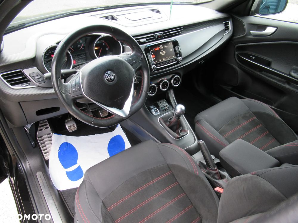 Alfa Romeo Giulietta 2.0 JTDM 16V Sport - 16