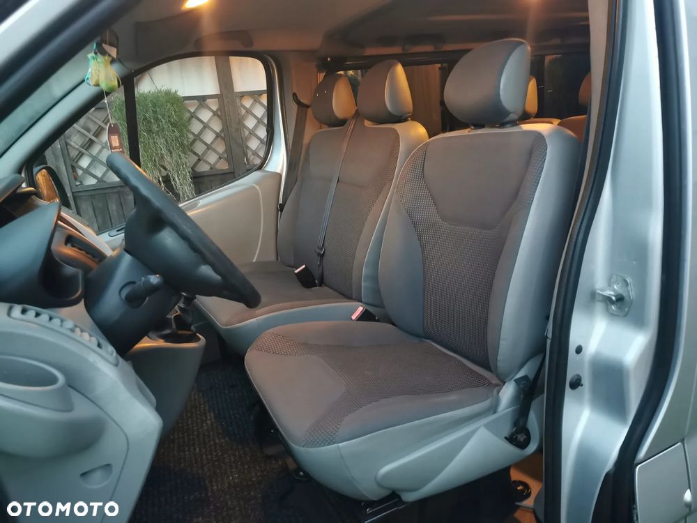 Opel Vivaro Tour Elegance L1H1 - 9