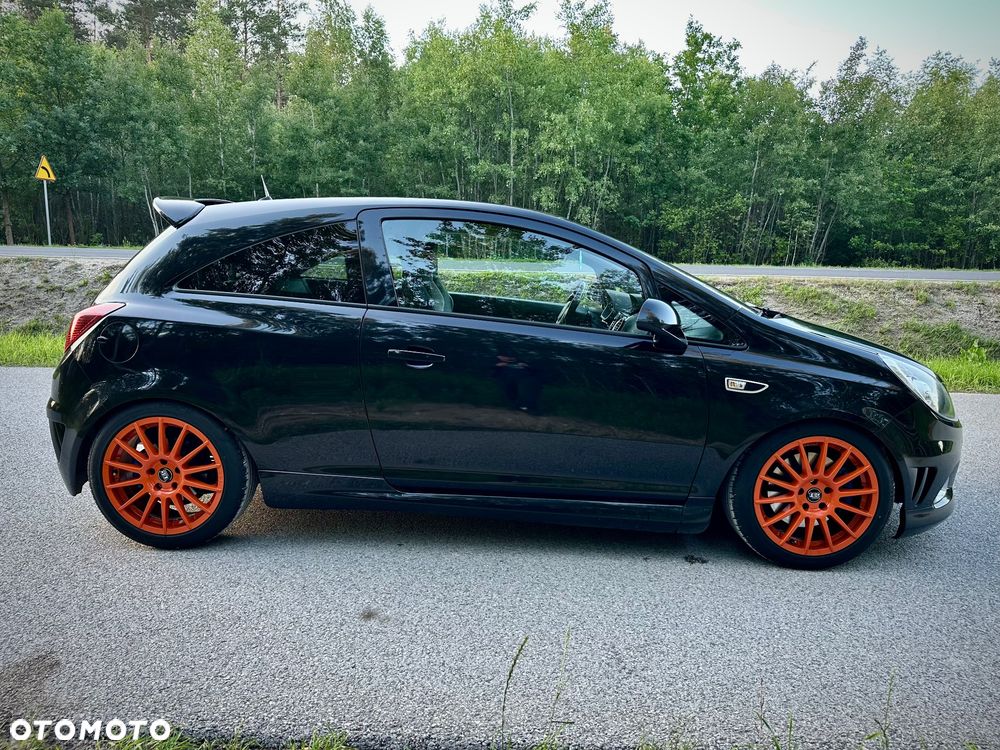 Opel Corsa 1.6T OPC - 7