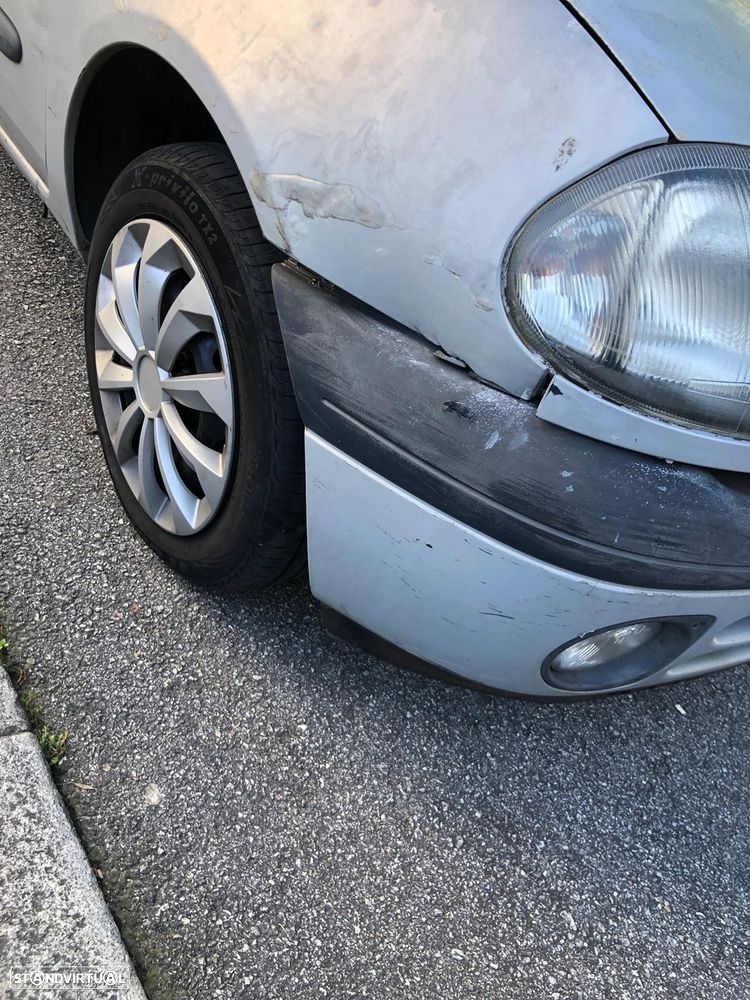 Renault Clio 1.2 - 3