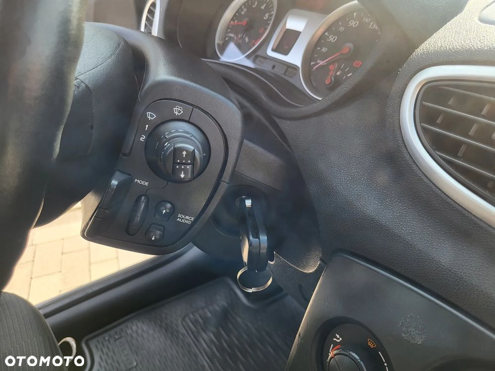 Renault Clio 1.2 16V Alize - 35