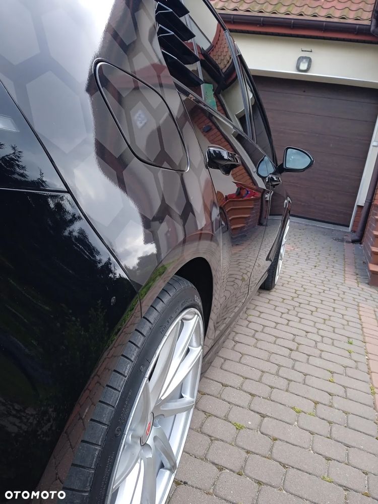 Volkswagen Golf VII 2.0 TSI 4Mot R DSG - 31