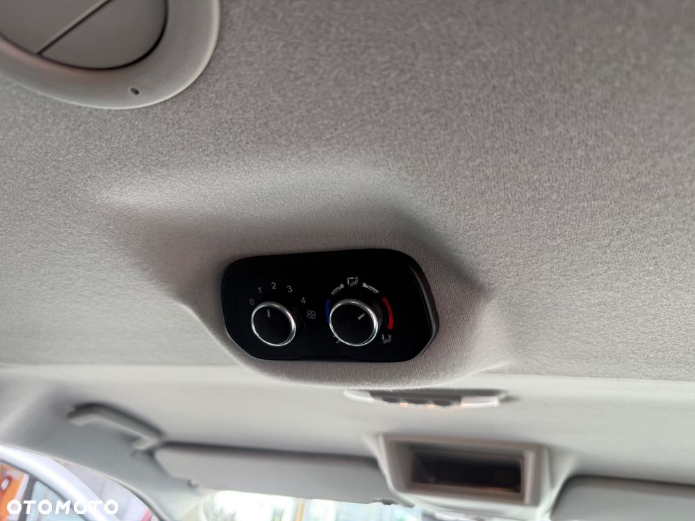 Ford Transit Custom 310 L2H1 Limited - 21