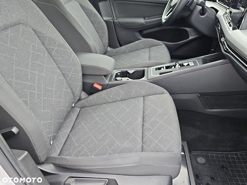 Volkswagen Golf - 27