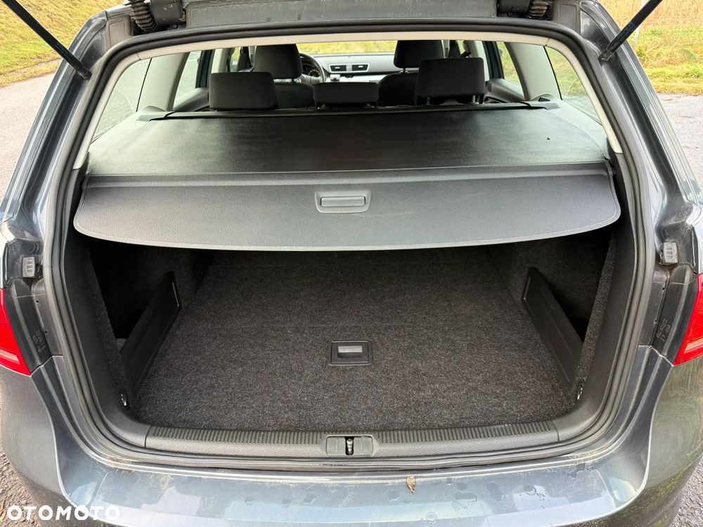 Volkswagen Passat Variant 1.6 TDI BlueMotion - 8
