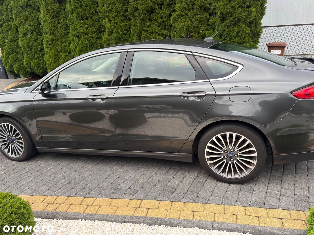 Ford Fusion 2.0 EcoBoost Titanium - 8
