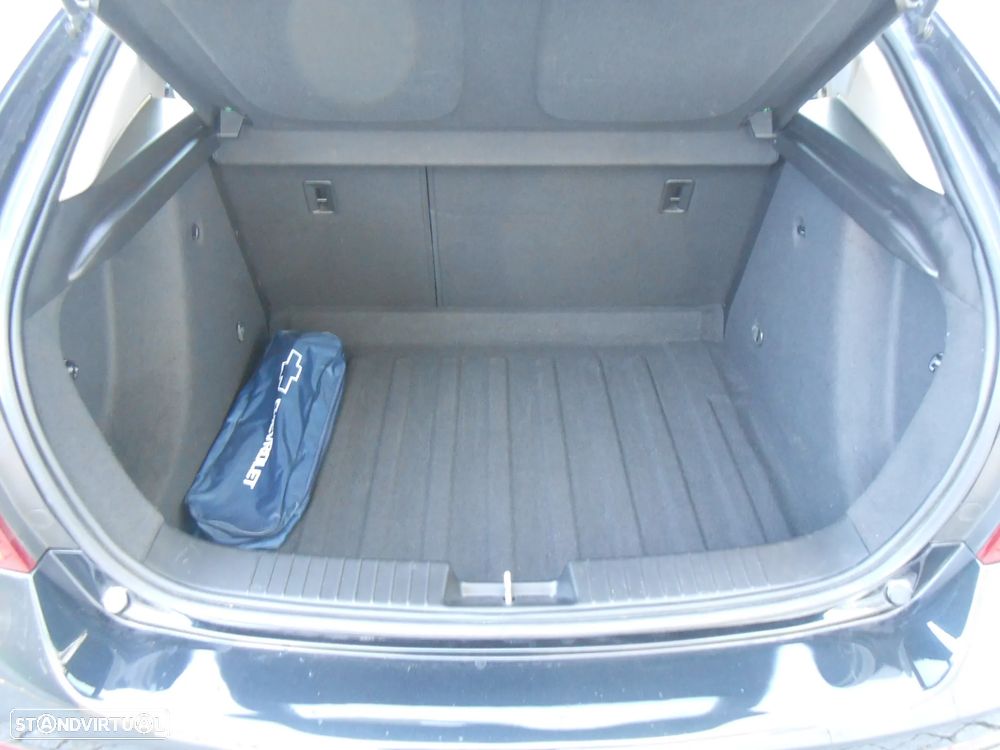 Chevrolet Cruze 1.6 LT - 20