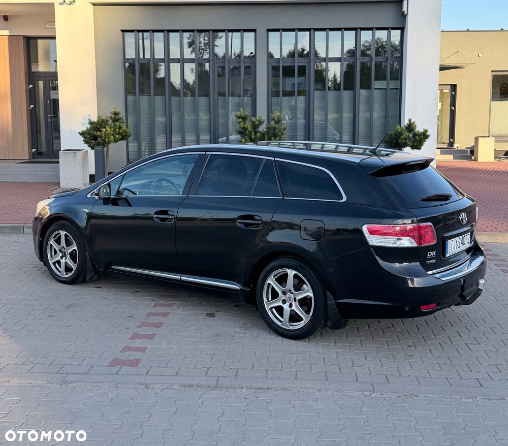 Toyota Avensis 2.2 D-4D Prestige NAVI - 5
