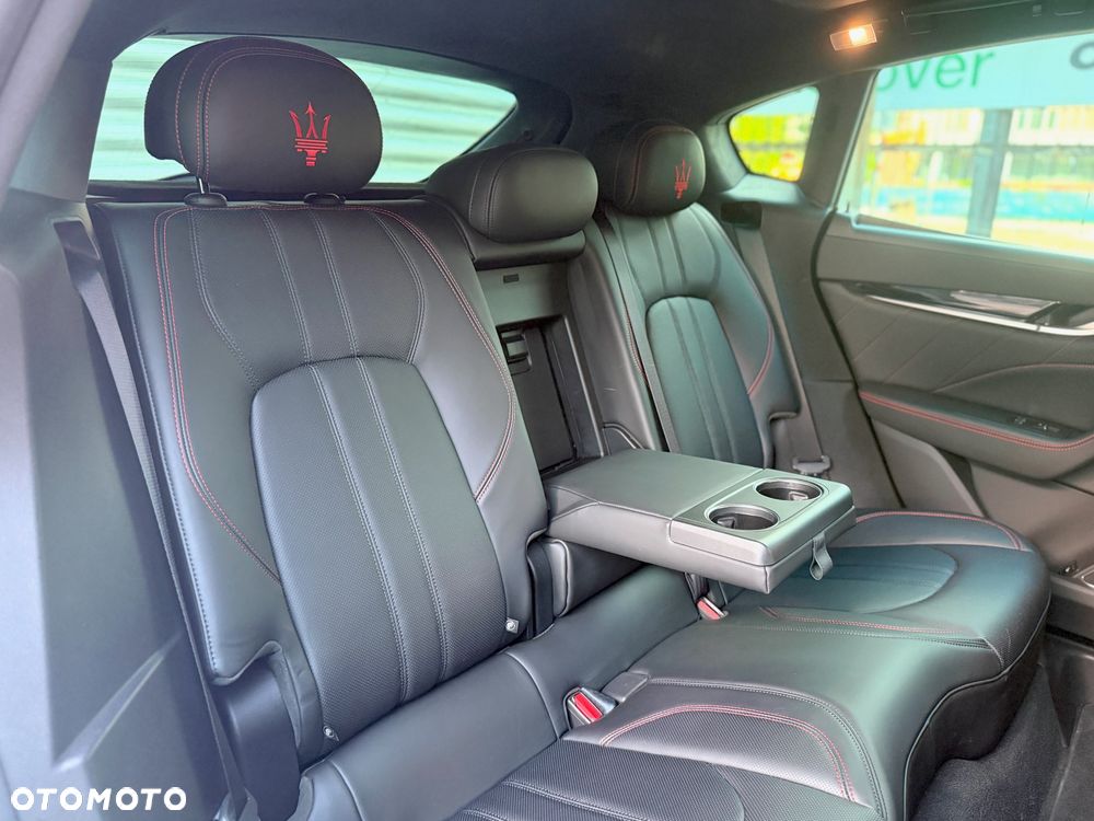 Maserati Levante Modena - 18