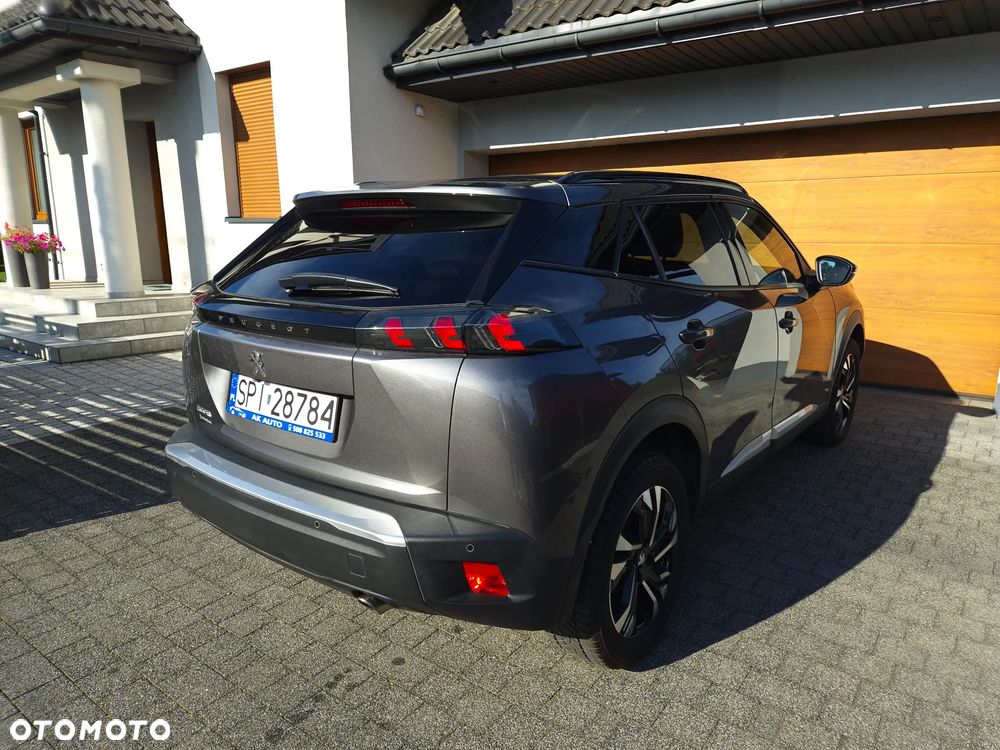 Peugeot 2008 BlueHDi 130 Allure S&S EAT8 - 15