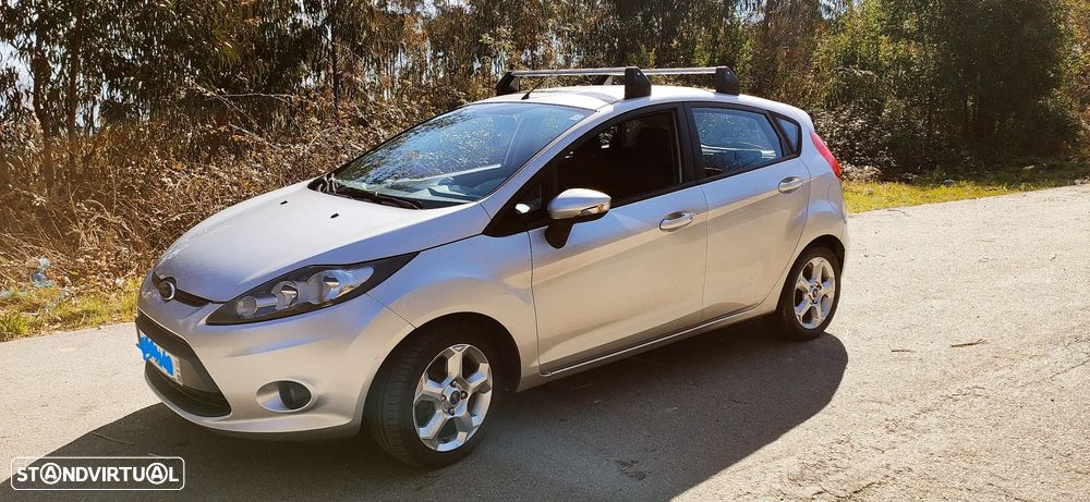 Ford Fiesta - 2