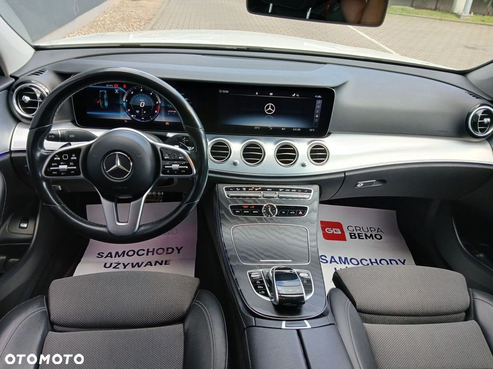 Mercedes-Benz Klasa E 220 d Avantgarde - 13