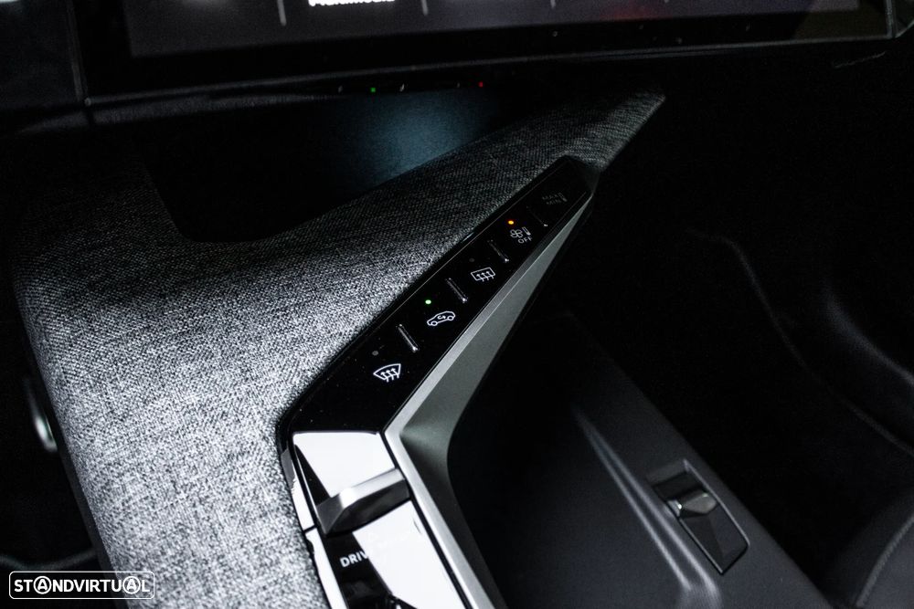 Peugeot 5008 Hybrid 136 e-DSC6 GT - 22