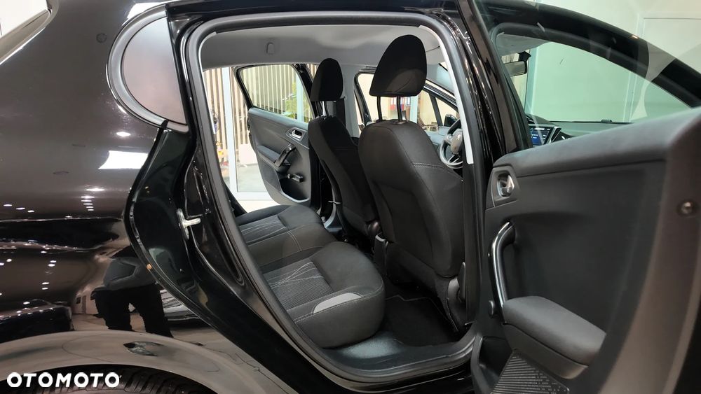 Peugeot 208 82 VTI Active - 31