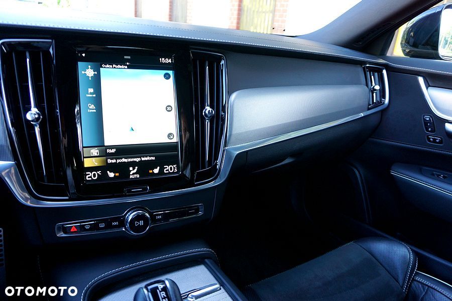 Volvo V90 D3 Geartronic R Design - 34