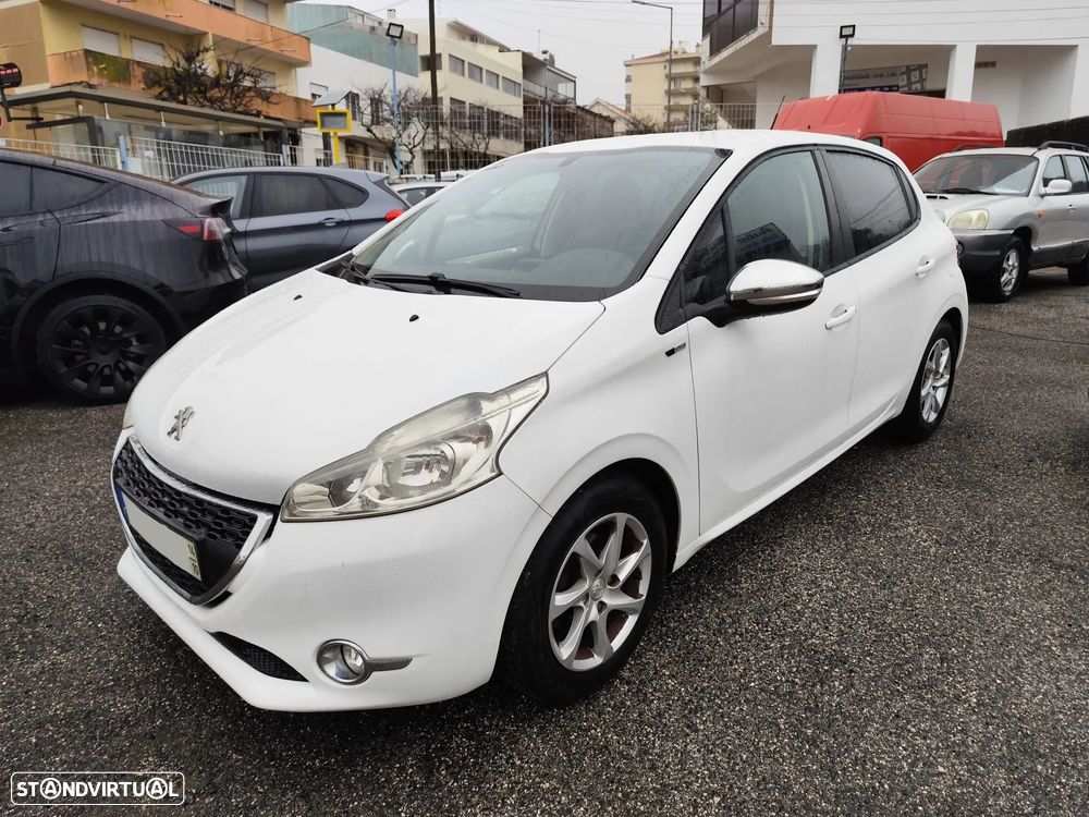 Peugeot 208 1.2 VTi SE Style - 1