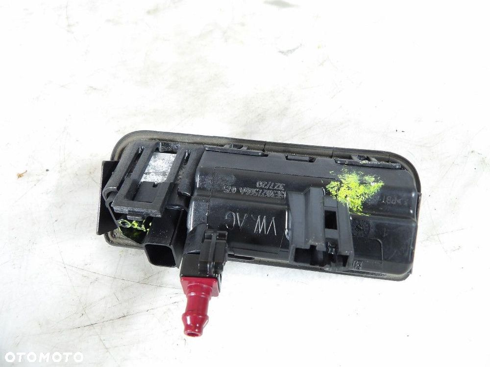 SKODA OCTAVIA IV KOMBI KLAMKA KLAPY BAGAŻNIKA KAMERA 5E3827566A - 2