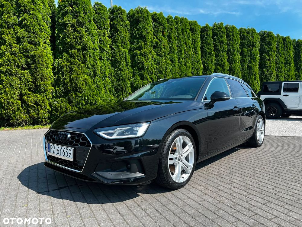 Audi A4 Avant 30 TDI S tronic - 1