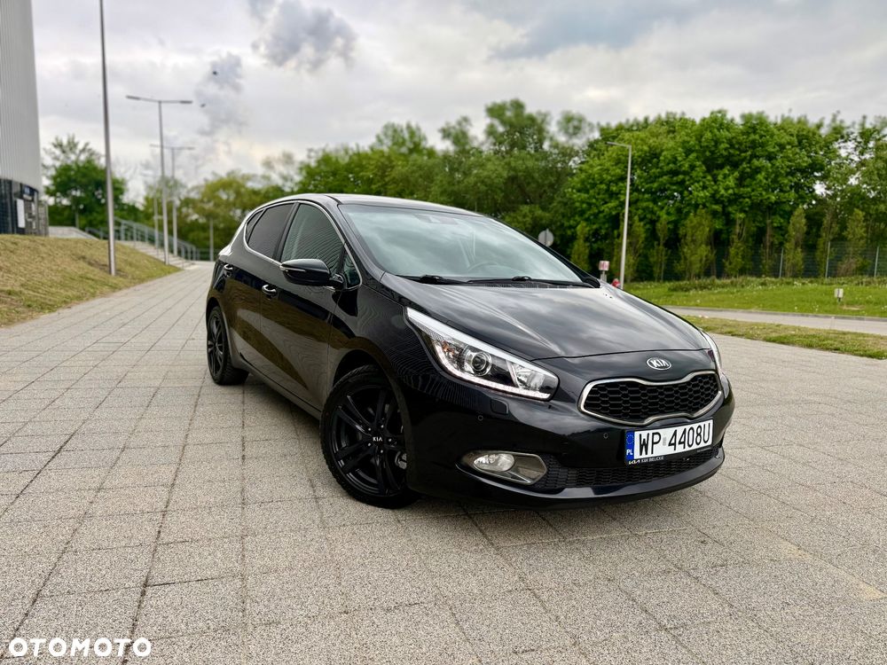 Kia Ceed 1.6 CRDi 128 Platinum Edition - 2