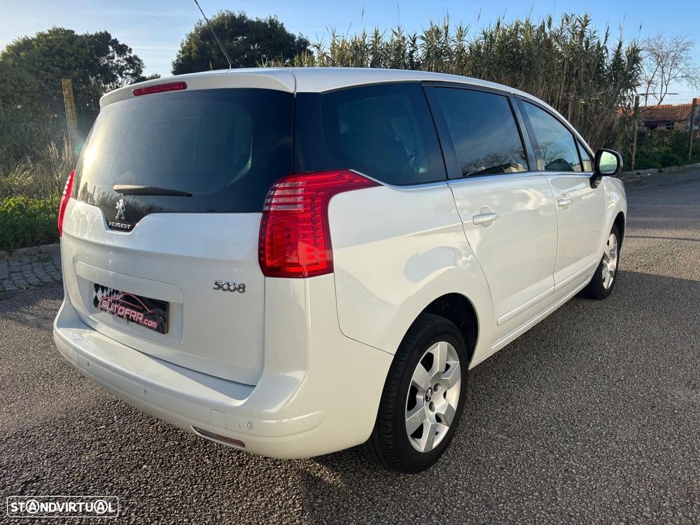Peugeot 5008 1.6 HDi 7L Allure - 30