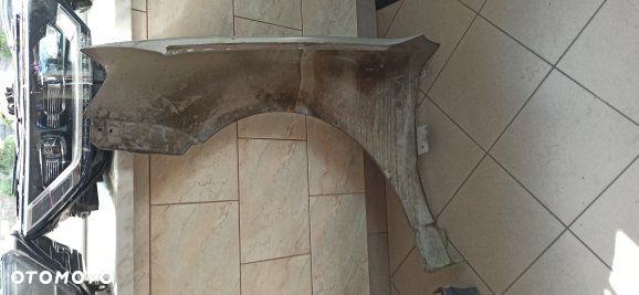 Skoda Superb  00- błotnik prawy - 3