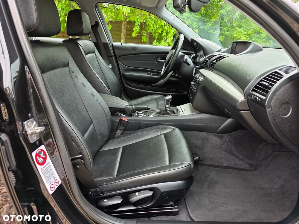 BMW Seria 1 120d DPF Edition Sport - 27