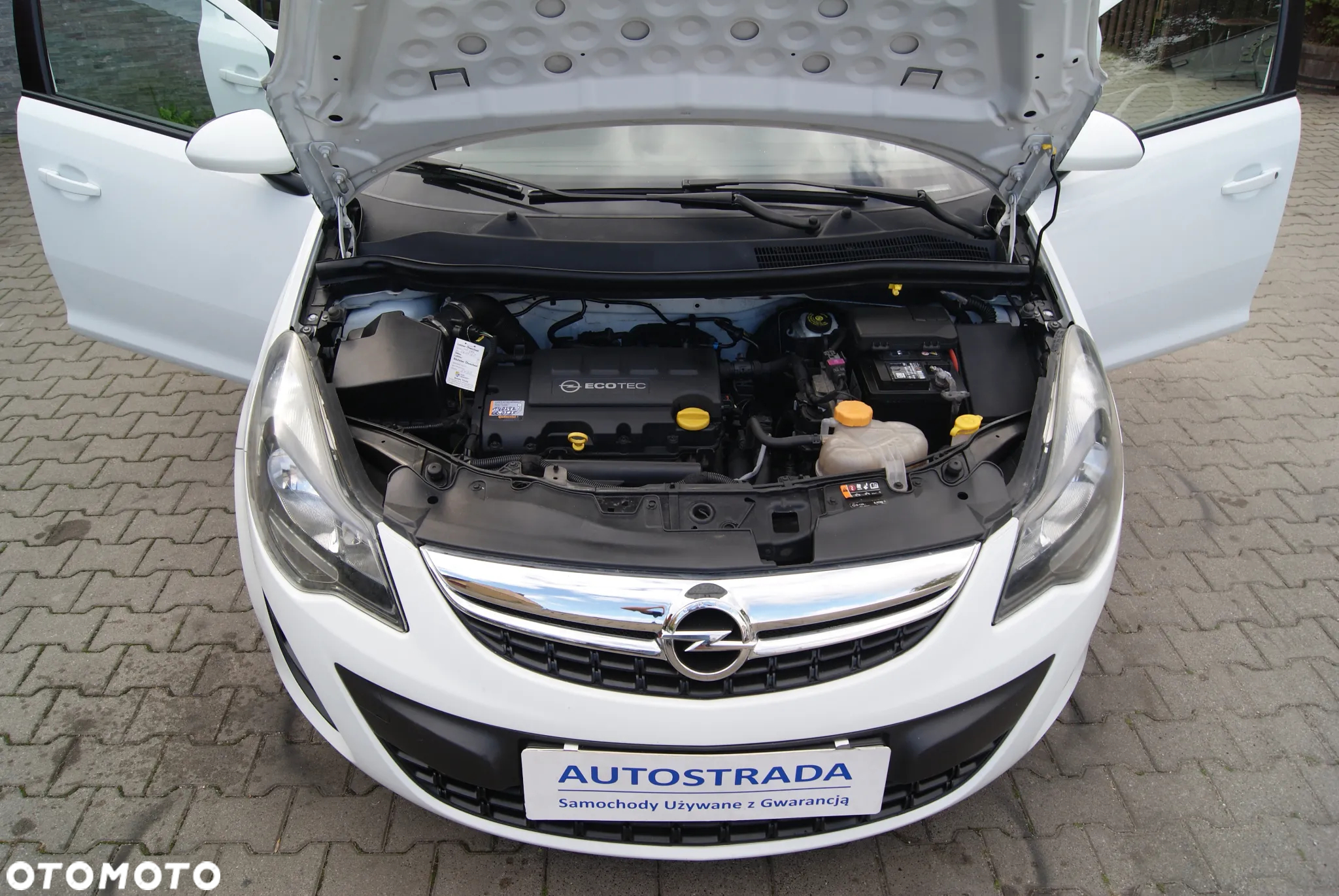 Opel Corsa 1.2 16V Essentia - 9