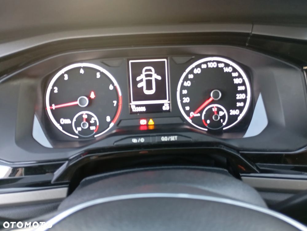 Volkswagen Polo - 19