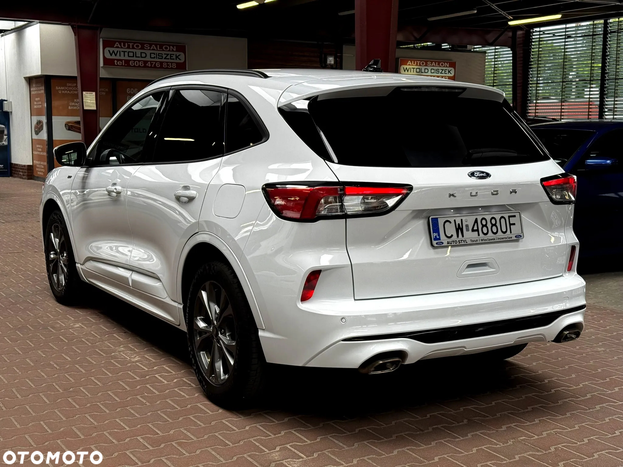 Ford Kuga 1.5 EcoBoost FWD ST-Line X - 5