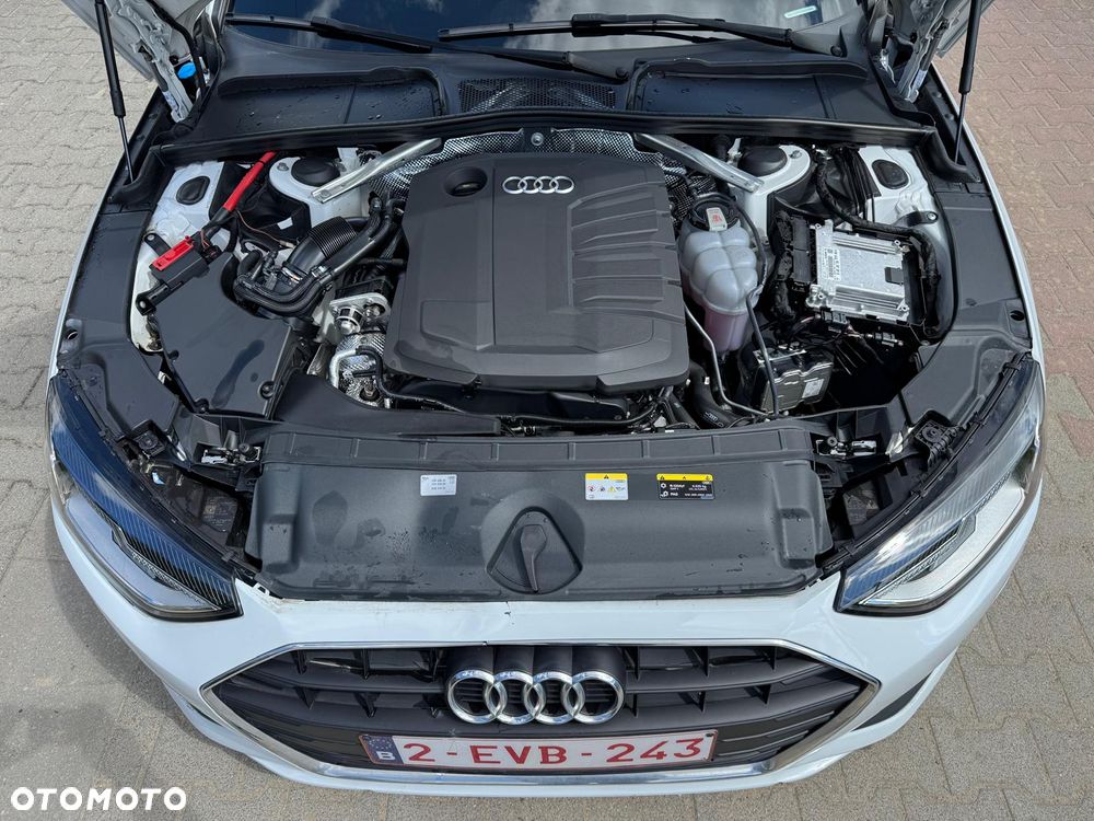 Audi A4 Avant 30 TDI S tronic advanced - 28