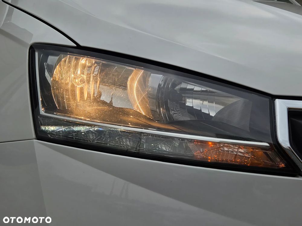 Skoda Fabia 1.0 TSI Ambition - 29