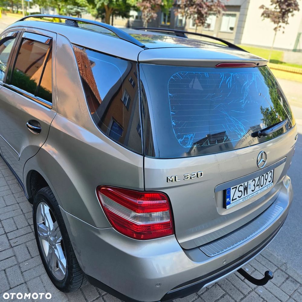 Mercedes-Benz ML 320 CDI 4Matic 7G-TRONIC - 11