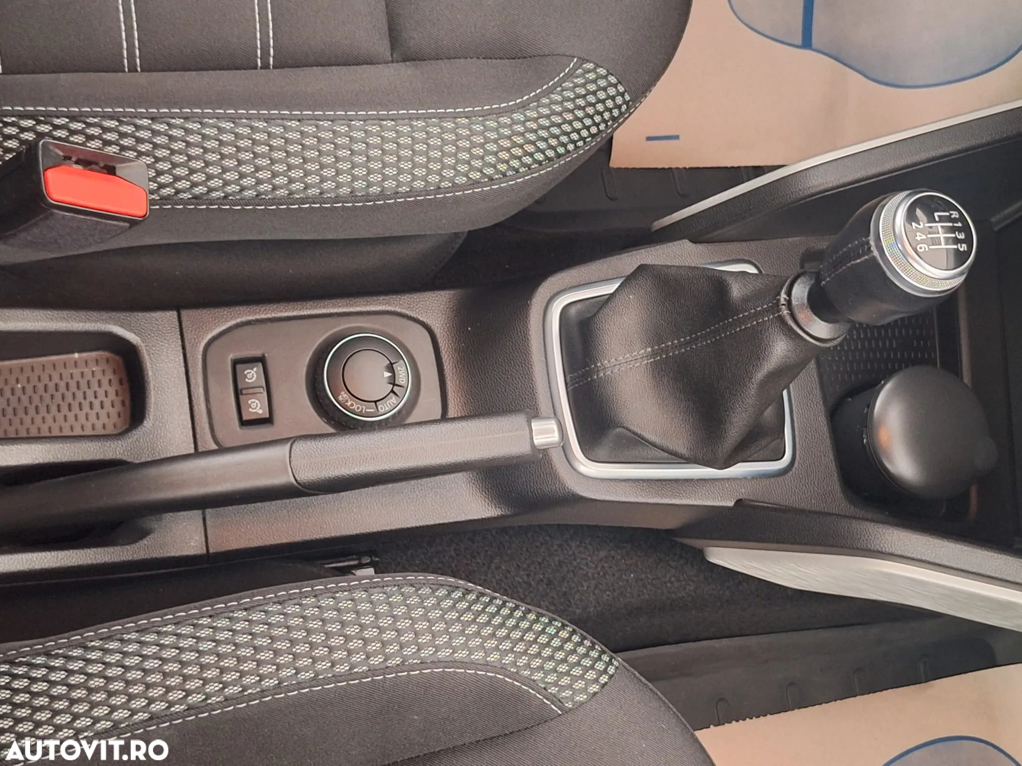 Dacia Duster 1.5 Blue dCi 4WD Prestige jante 17" - 14