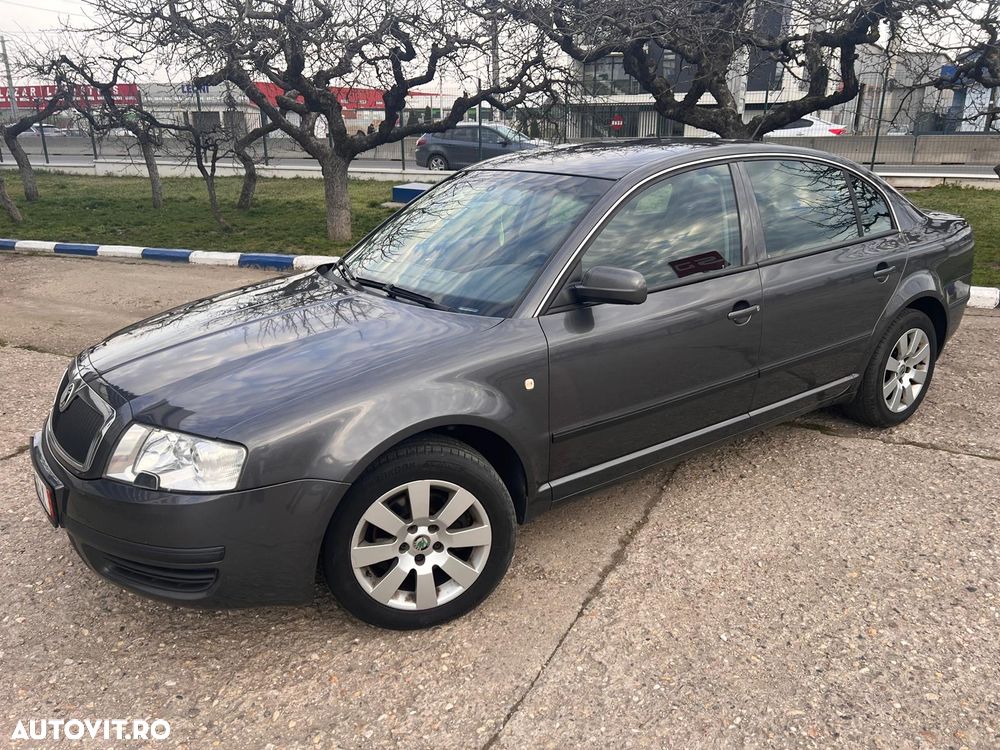 Skoda Superb 1,9 TDI Elegance - 2