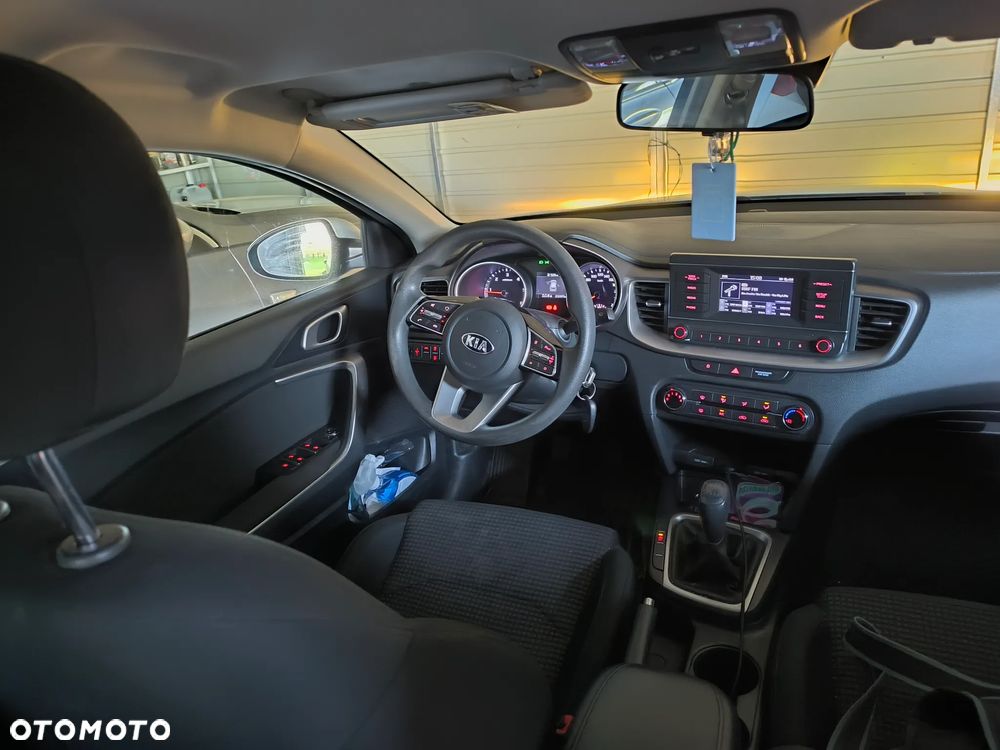 Kia Ceed 1.6 CRDi SCR S - 7