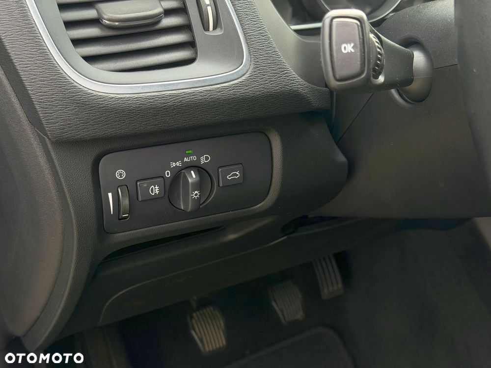 Volvo V40 Cross Country D3 Summum - 25