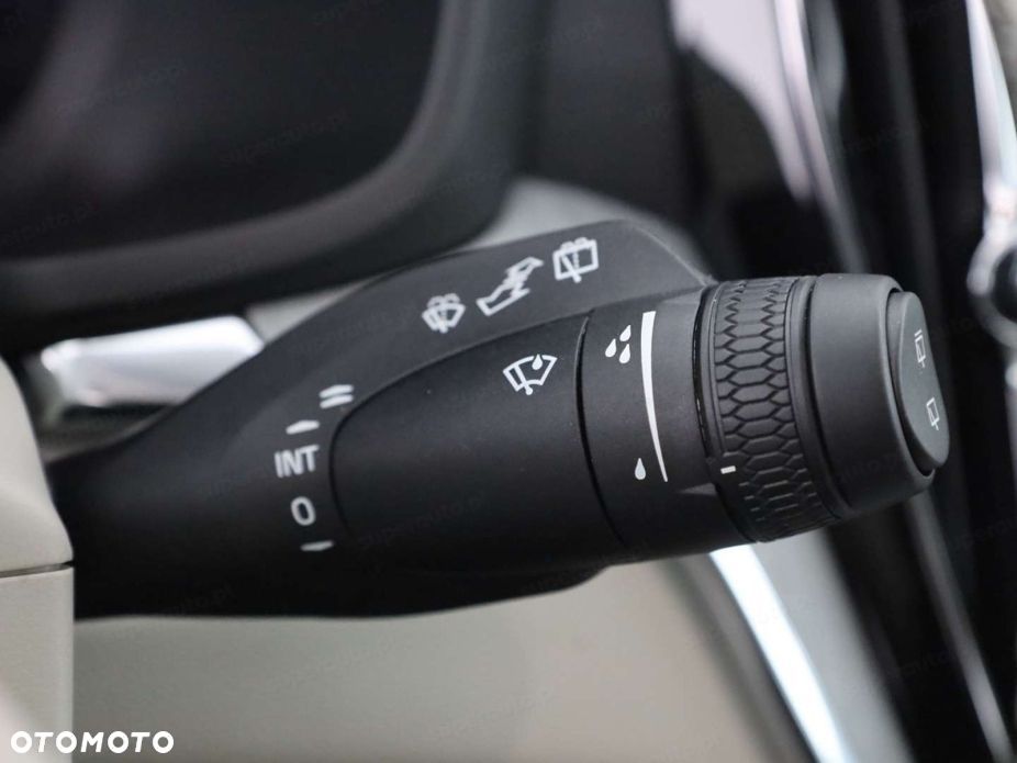 Volvo V60 B4 B Ultra Dark - 9