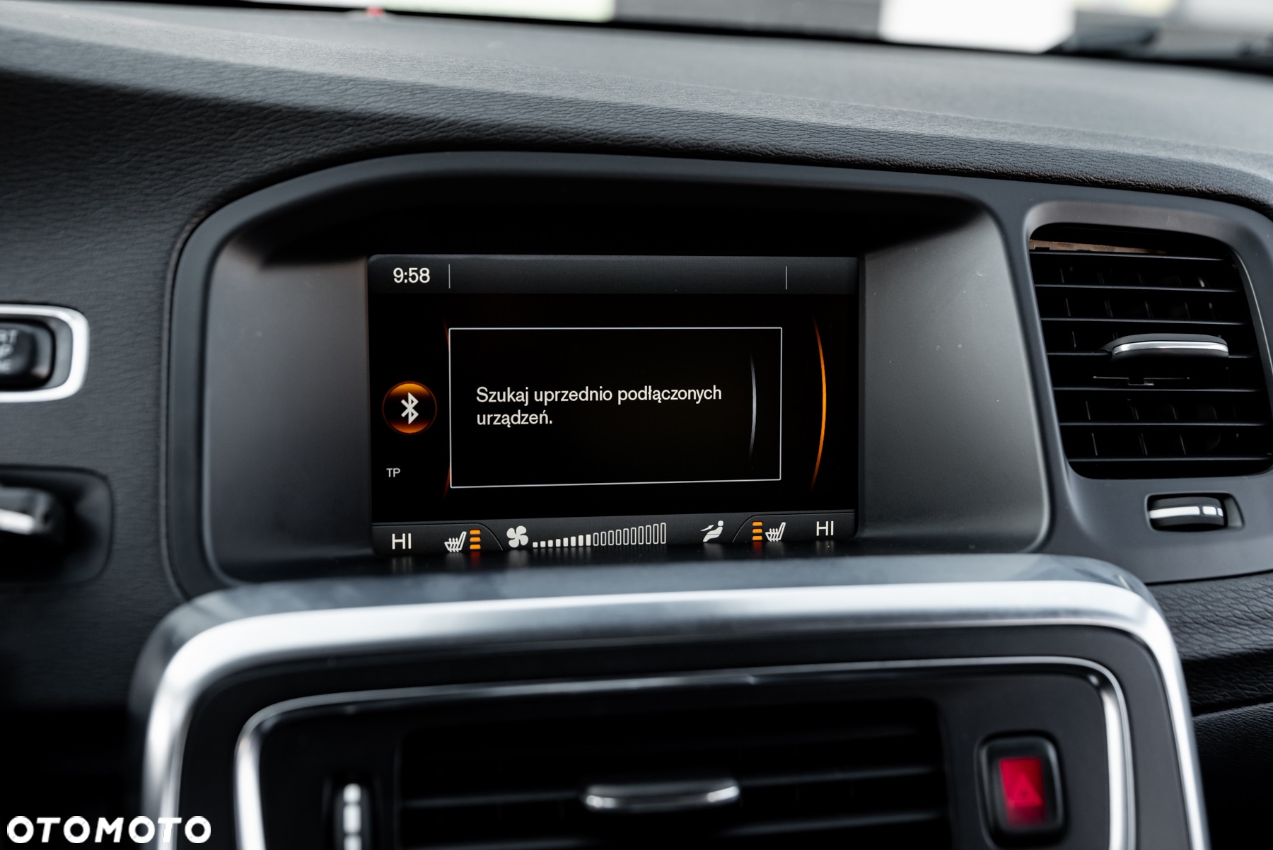 Volvo V60 D4 AWD Geartronic Momentum - 32