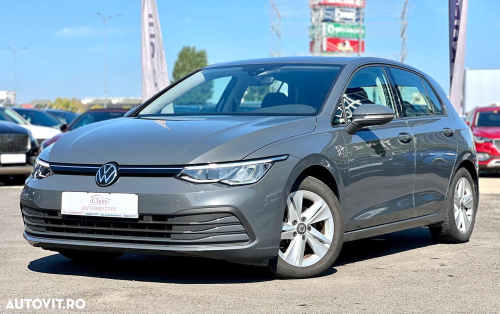 Volkswagen Golf 1.0 eTSI DSG MHEV Life - 4