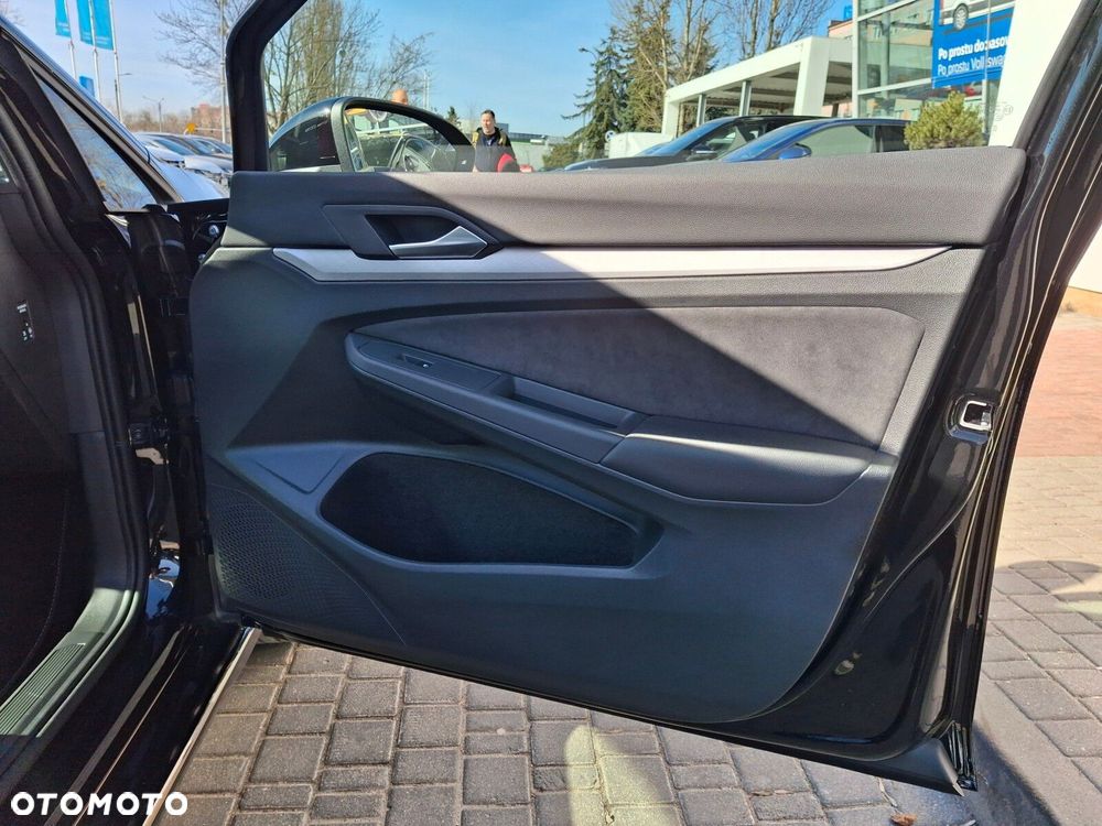 Volkswagen Golf 2.0 TDI Life Plus - 15