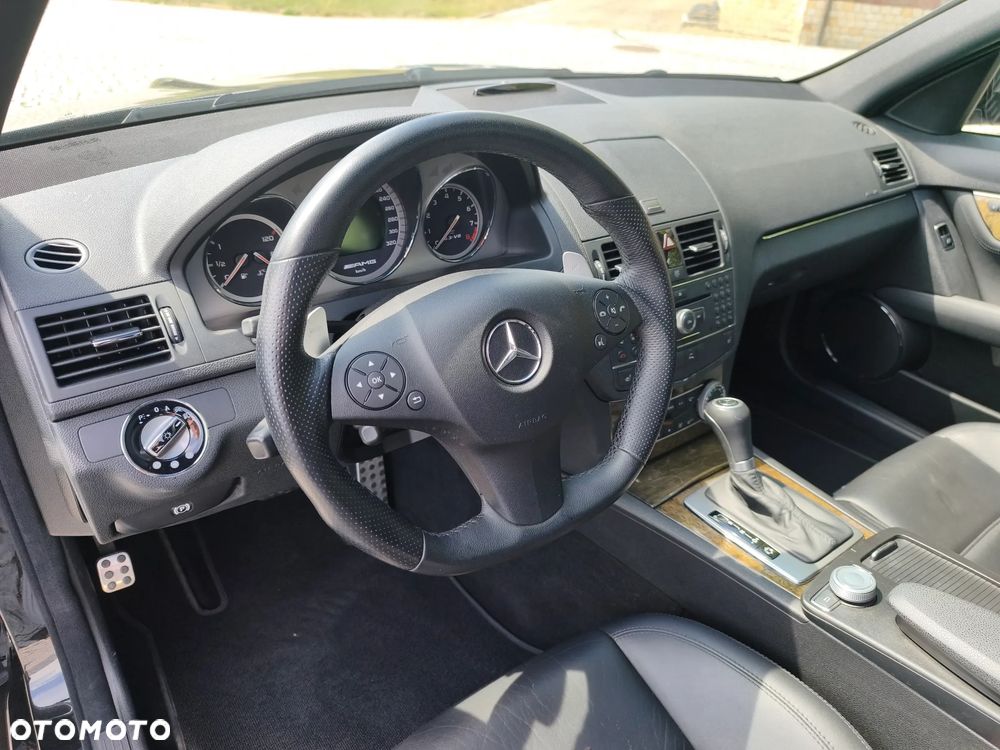 Mercedes-Benz Klasa C 63 AMG 7G-TRONIC SPORT EDITION - 20