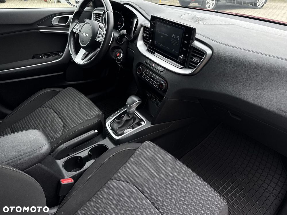 Kia Ceed 1.5 T-GDI M DCT - 28
