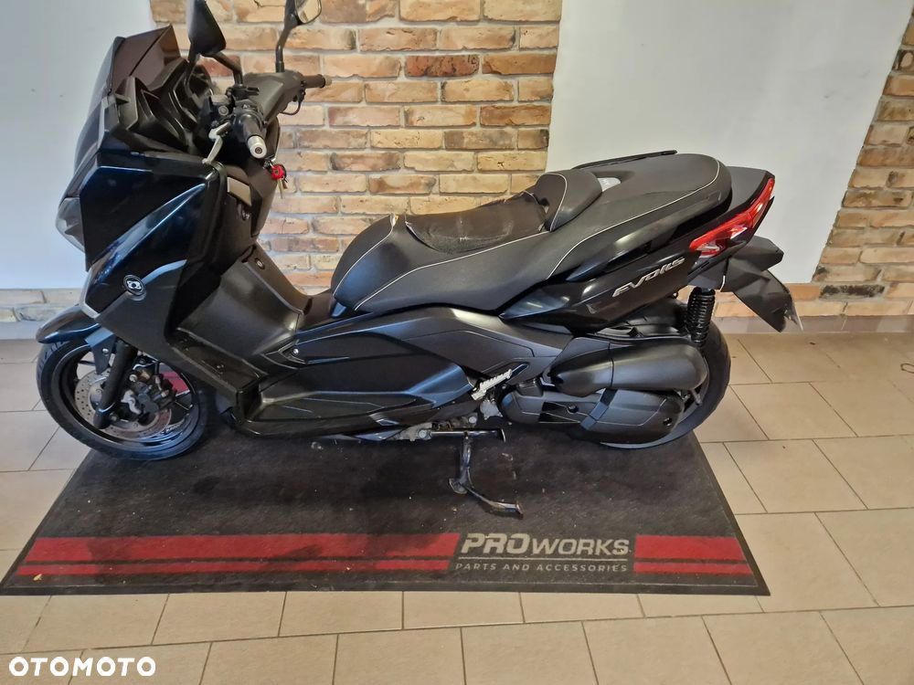 Yamaha X-max - 8
