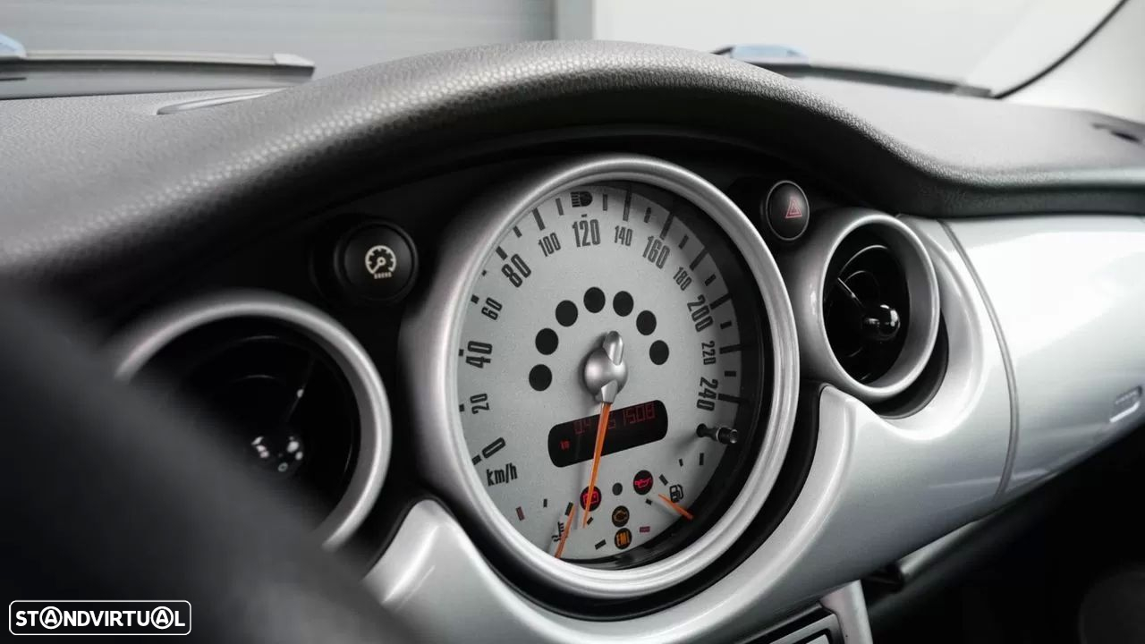 MINI 3 Portas One 1.6 - 9