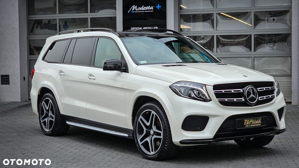 Mercedes-Benz GLS - 27