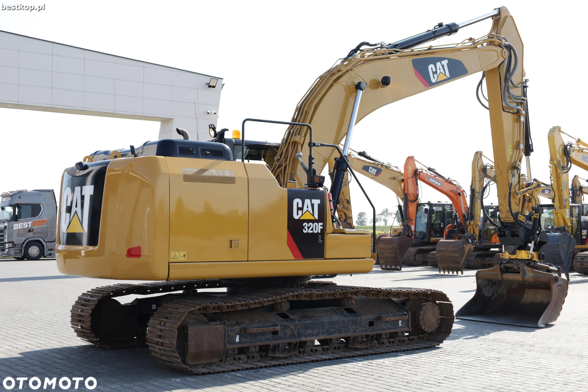 Caterpillar 320FL CAT - 8